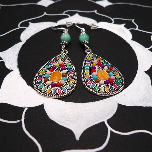 Boucles d'oreilles émaillées multicolores en forme de goutte avec perles en Amazonite bleu/vert