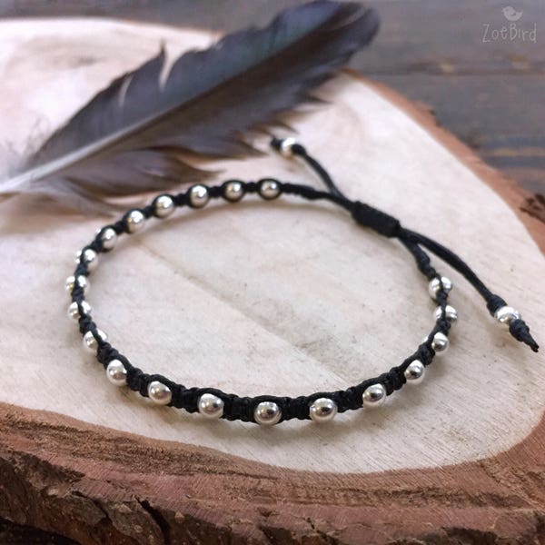 Silver and Black Macrame Bracelet - Beaded Macrame Bracelet - Silver and Black Bracelet - Silver Minimalist Bracelet - Black Unisex Bracelet