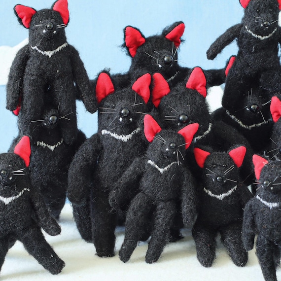 Black Wool Tasmanian Devil Figurine, Hand Sewn Plush Animal Doll, Whimsical Wildlife Toy, Unique Cat Lover Gift, Handmade Art Doll