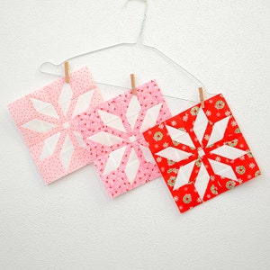 PDF Christmas Quilt Pattern Bright Stars Pillow / Mini Quilt image 5