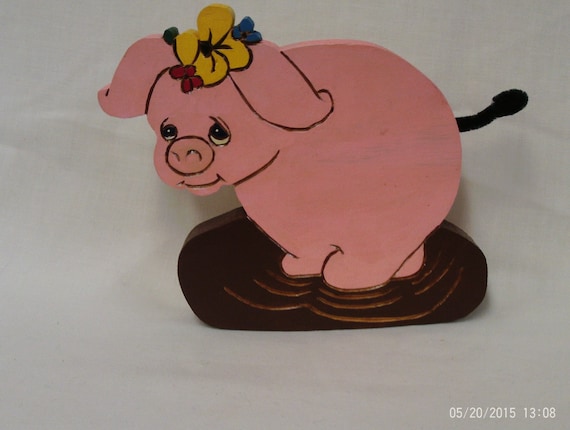 Wooden piggy plaque