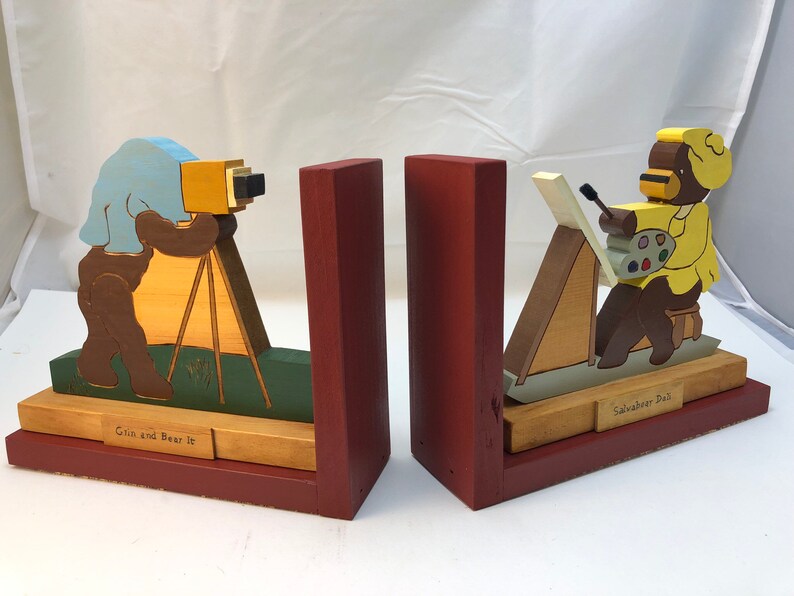 FREE SHIPPING wooden Busy Bears bookend of a photographer and a painter image 2