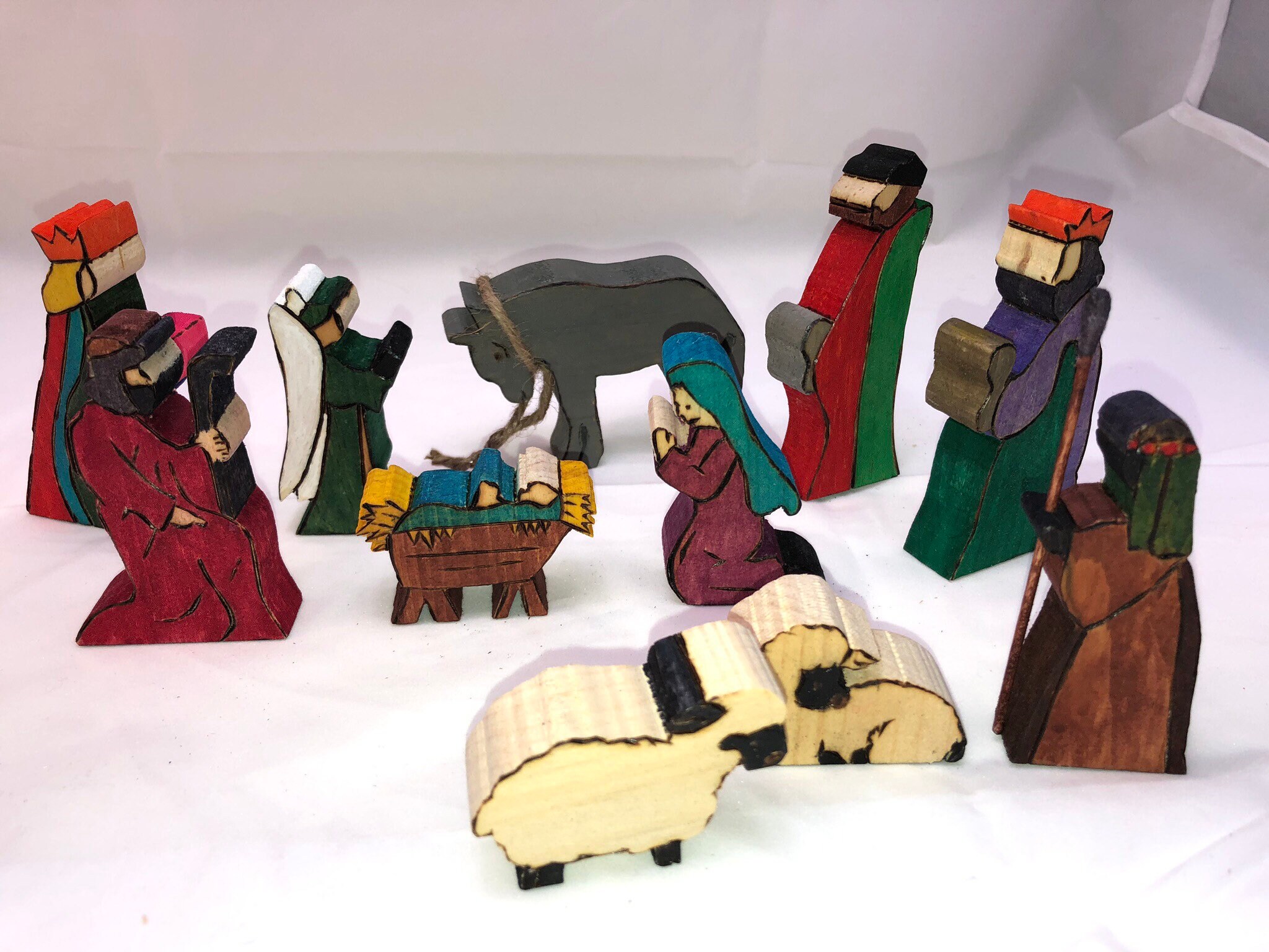 Wooden Nativity Figure Set 06