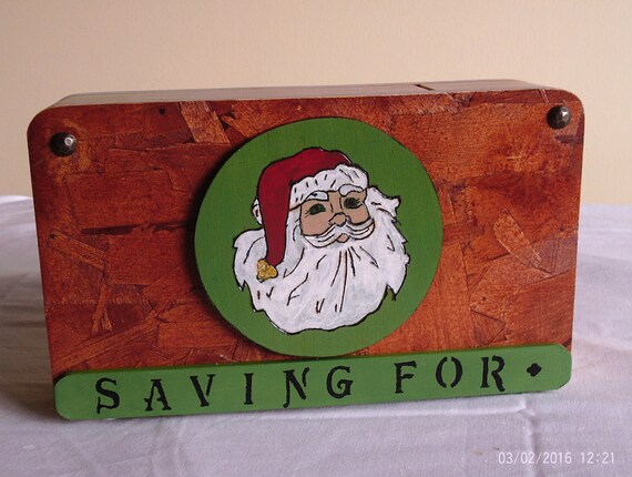 CHRISTMAS - Wooden Coin Bank with Santa Clause's head (with "Hidden" coin access)