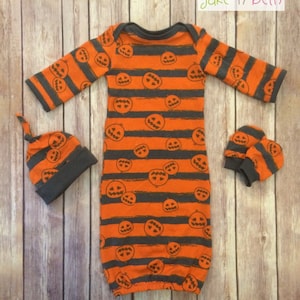 Halloween baby gown, first halloween, gender neutral newborn set, take home outfit image 1