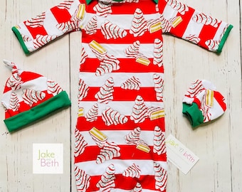 Christmas baby gown, newborn set, gender neutral, first Christmas outfit, Christmas cakes