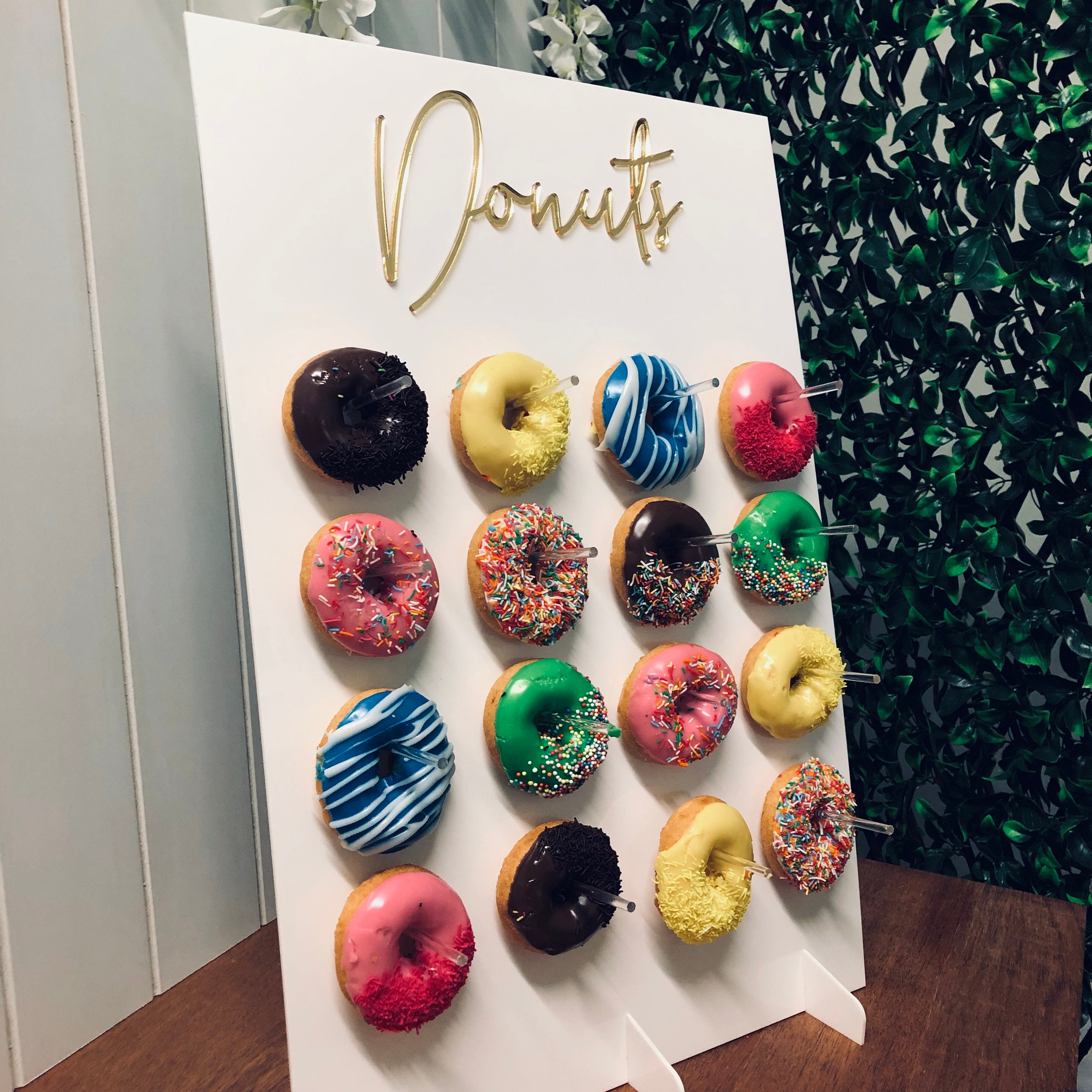 16/32 Donut Wall Stand / Party Event Decoration Donut Bar | Etsy