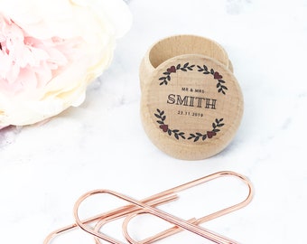 Round Wooden Ring Box - Mr & Mrs Surname - Personalised UV Printed Custom Wreath Design - Rustic Wedding Ring Gift Box Holder