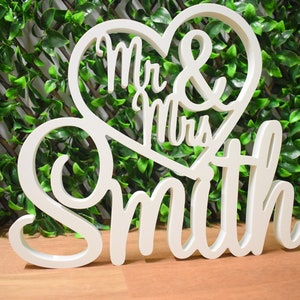 Personalised White Wedding Sign - Mr & Mrs in Heart with Surname | Free Standing Custom Wedding Table Decoration