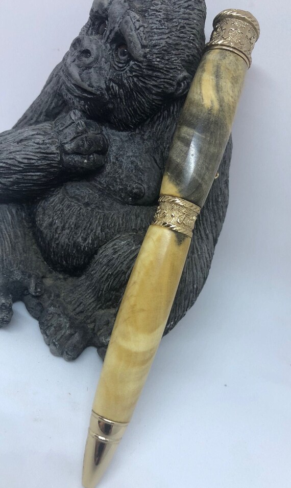 Faith, Hope, Love Twist Pen w/ Blonde Buckeye Burl and Gold Trim (#1908}