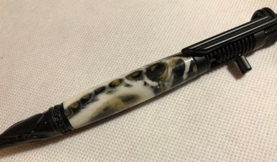 Custom Biker's Live Free Ride Hard Click Pen Black Matte Engine Cap and Eagle Head Tip w/Alligator Jaw  Barrel (#3060)