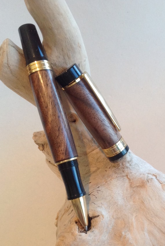 Black Walnut El Grande/Titan Stlye w/Gold and Trim Rollerball Pen (#1601)