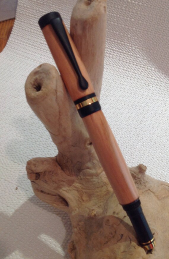 Box Alder Wood Custom Classic Twist Style Pen W/Black Trim (#2105)