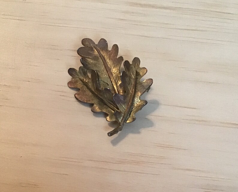 Vintage Leaf Brooch