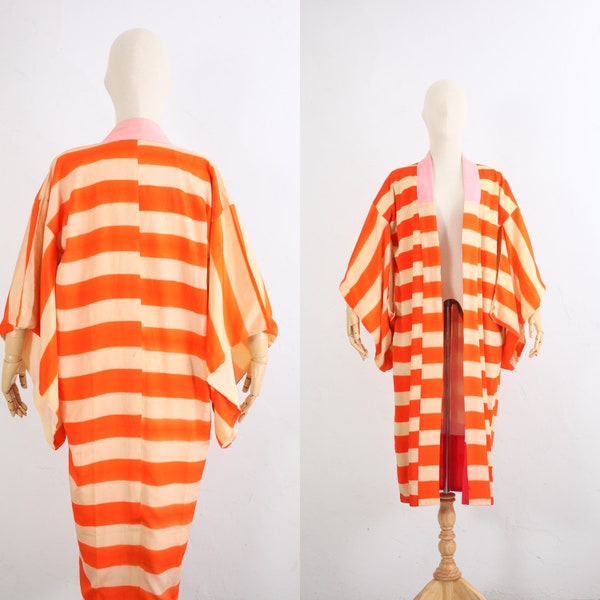 Vintage Japanese Silk Kimono | Silk Kimono Undergarment | Make-up Duster Robe | White Silk Brocade Juban Nagajuban | Bridal Kimono |