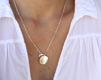Necklace with medallion pendant in solid silver, lozenge necklace, round pendant necklace