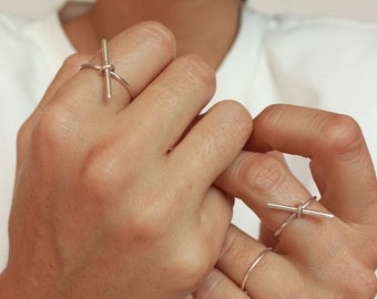 Fine crossed ring of a solid silver bar, cross ring, crossed bar ring