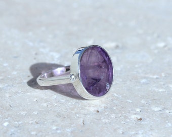 Round ring set with an amethyst, solid silver ring, fine purple stone ring, large round set ring, semi precious stone ring