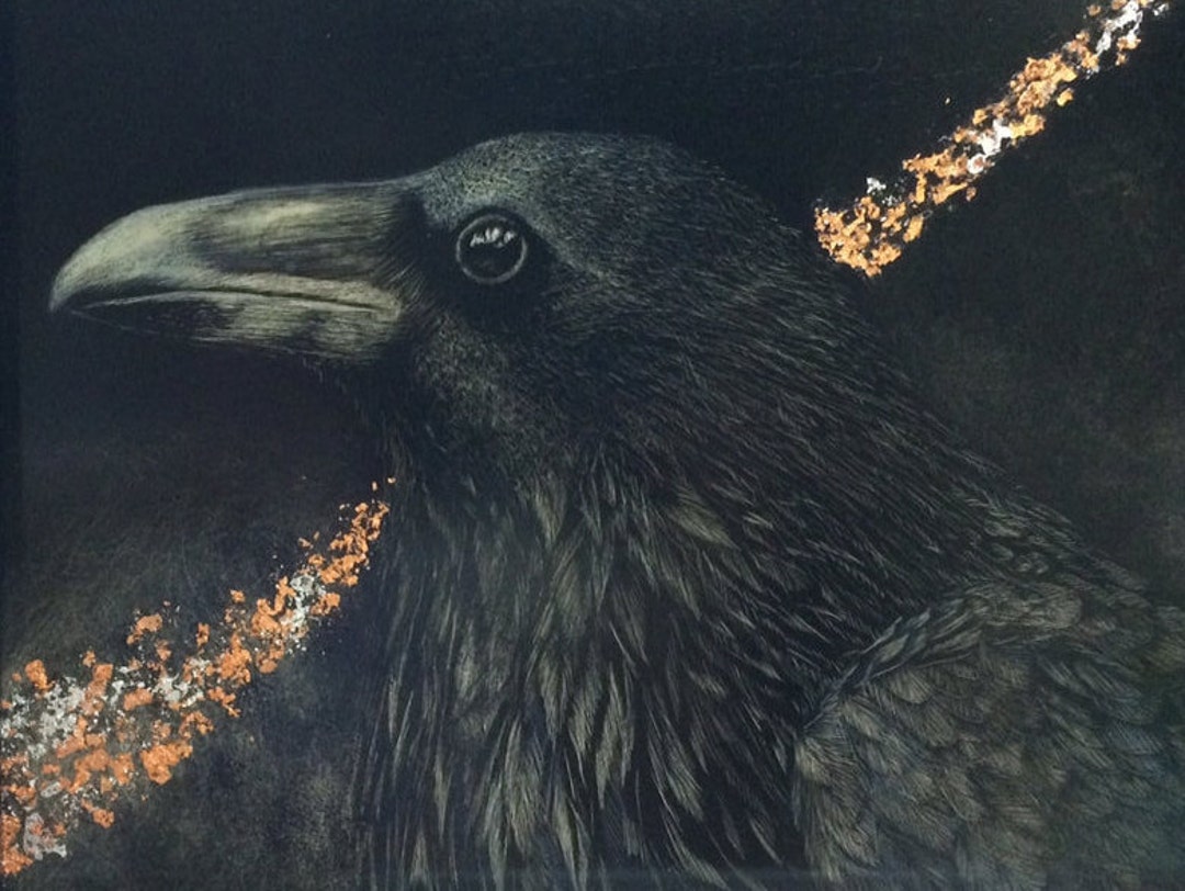 Raven Song Scratchboard avec feuille dor / cuivre / argent Art