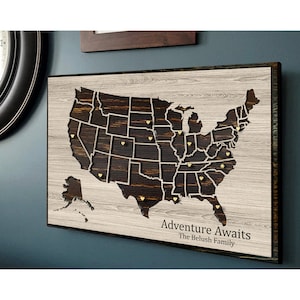 Carte à épingles, l'aventure vous attend pour marquer vos voyages, carnet de voyage, art mural carte des États-Unis, cadeau d'anniversaire, idée cadeau de mariage pour mari ou femme