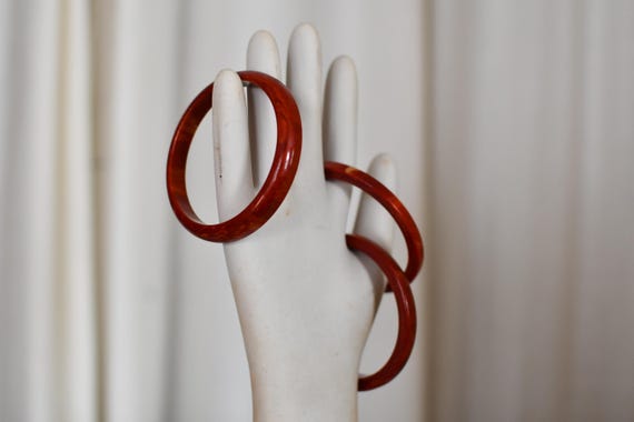 Set of 3 Stackable Marbled Rust Red Bakelite Bang… - image 4