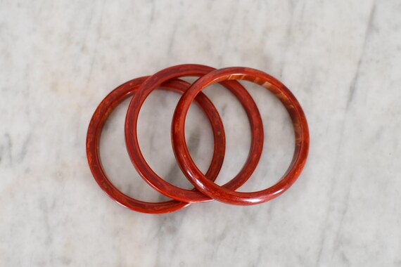 Set of 3 Stackable Marbled Rust Red Bakelite Bang… - image 6