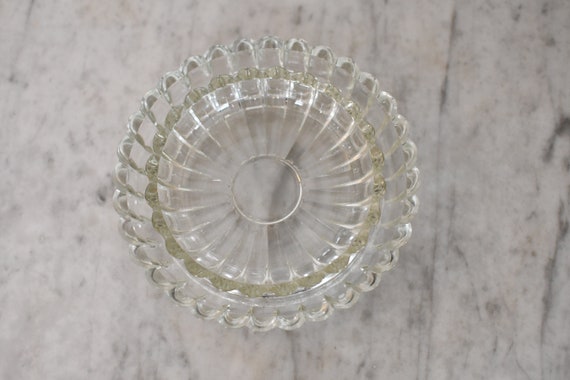 Vintage Set of 2 Clear Ribbed Trinket Bowls - image 8