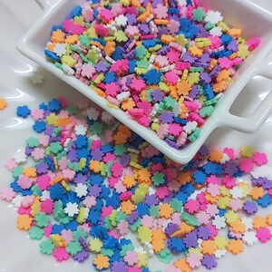Posypki Sakura Flower Pastel Rainbow Polimerowa glina Cabochon Konfetti Posypki Decoden Craft Biżuteria Charms Nail Art Plasterek Faux A7