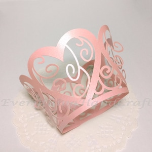 Fodera per cupcake in filigrana/Involucri per cupcake/Decorazioni Ringraziamento Baby Shower Compleanno Matrimonio/Perla con cuore ricciolo rosa (12 pezzi) (#CP10PK)