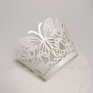 Cupcake Wrappers / Cupcake Liners / Cake Wraps Party Decoration Baby Doccia Matrimonio /Butterfly Pearl White Floral Filigree (12pcs) (#CP08WH)