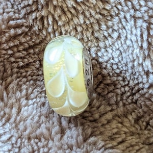 Chamilia Authentic Yellow White Glass Bead NEW Pandora Persona, Biagi European
