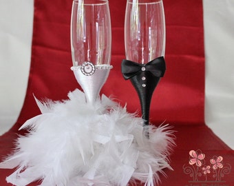 His and hers glasses His and hers wedding glasses His and hers champagne glasses His and hers toasting flutes his and hers reception glasses