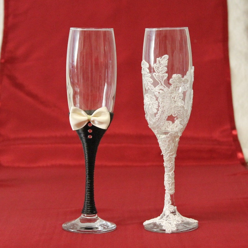 Lace Wedding Glasses Bride And Groom Toasting Glasses Lace Etsy