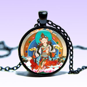 Yeshe Tsogyal Amuleto Guru Lotus prajñā Om COLLANA Amuleto Fascino Ciondolo Buddha Yoga Perfezione Fase Mantra Ohm