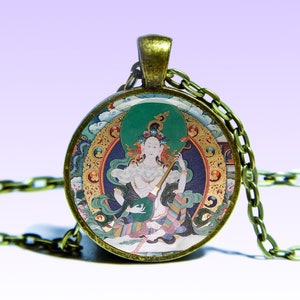 Yeshe Tsogyal Amuleto Guru prajñā Ohm COLLANA Amuleto di loto Fascino Ciondolo Buddha Yoga Loto Perfezione Fase Mantra