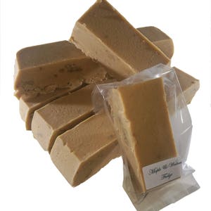 Maple & Walnut Fudge Delicious Handmade Fudge imagem 1