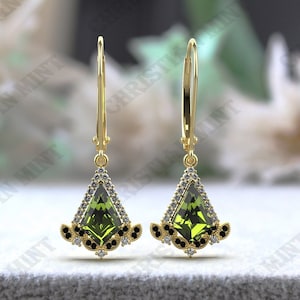 Kite Shape Peridot Wedding Earring, Dangle & Drop Earring, Antique Art deco Peridot Earring, Vintage Style Kite Shape Dangle Earring for her