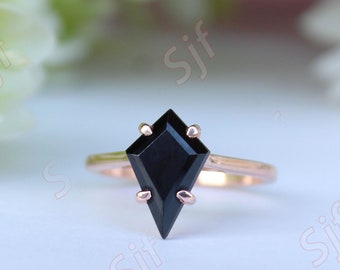 3.10cts, AAA Natural Black Onyx Gemstone Engagement Ring, Vintage Art deco Moissanite Ring, Black Stone Ring For Black Lover Kite Shape Ring