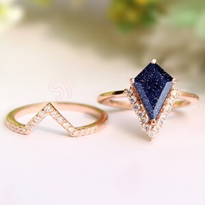 2.45cts AAA natürlicher blauer Sandstein Edelstein-Hochzeitsring-Set für Braut, Weinlese-Art-Deco Moissanite Ring-Set, blauer Steinring-Set für sie.