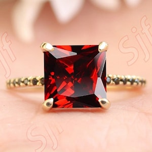 1.65ct, Red Garnet Gemstone Wedding Ring, Square Shape Garnet Stone Ring, Black Spinal Ring 14K Gold Square Red Garnet Engagement Ring
