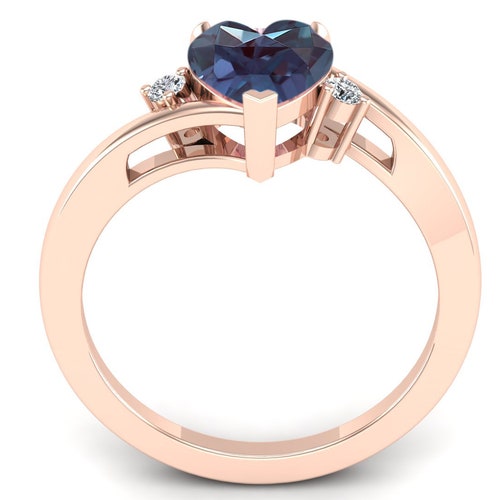 Heart Shape Alexandrite shops Gemstone Wedding Ring, Vintage Art deco Bridal Moissanite Ring, Heart Shape Ring, Valentine Ring, Gift For love, Her