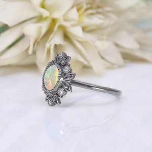 Round 8.00 Natural Ethiopian Opal Wedding Bridal Ring Art deco Bridal Ring Black Rhodium Engagement Wedding Black Gold Metal Ring For Her 画像 2