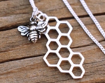 Sterling Silver Bee Honeycomb Charm Necklace / Honeybee Bumblebee Pendant / Flying Insect Spring Jewellery Dainty Honey / 1147 699