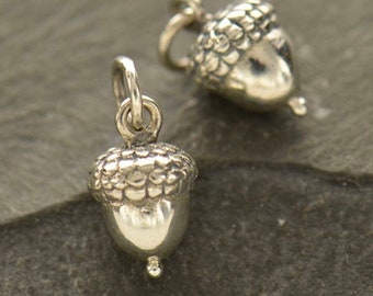 Silver Acorn Pendant Necklace, Lucky Charm, Oak Tree Nature Autumn Fall, 3D Dangle, Good Luck 626