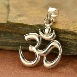 Charm Om Ohm Aum en argent sterling 925/Collier pendentif spirituel/Bijoux de yoga Méditation bouddhiste spirituel Bouddha Chakra 343