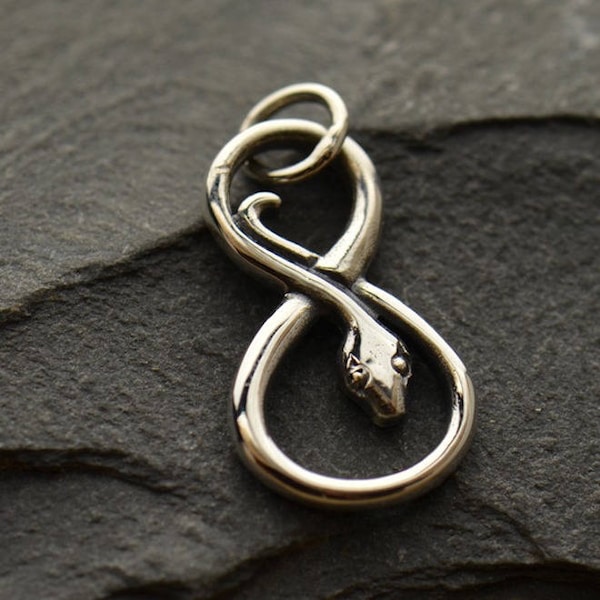 925 Sterling Silver Snake Charm / Serpent Infinity Link Pendant Necklace / Renewal Rebirth Goth Boho Tribal 1220