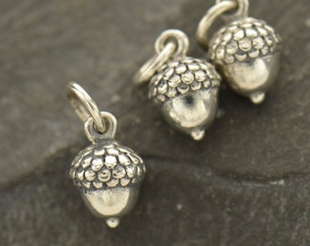 Silver Acorn Charm, Oak Tree Nature Autumn Fall, 3D Dangle Sterling Jewellery Findings, good luck charm 873