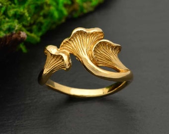 Bronze Chanterelle Mushroom Ring - Whimsigoth Psychedelic Jewelry - Woodland Goth Gift for Her or Him - UK Sizes J L N P R 141