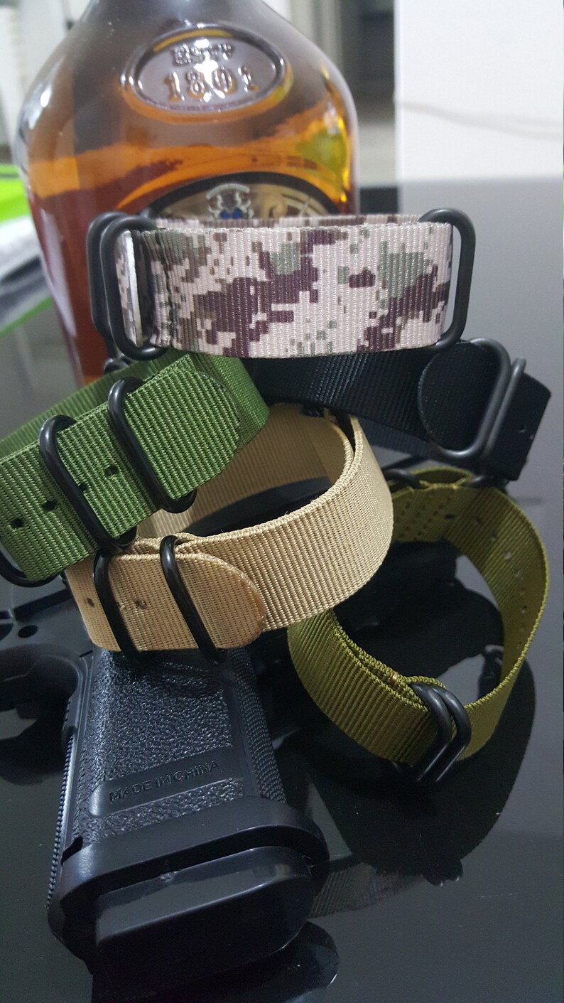 suunto core lugs