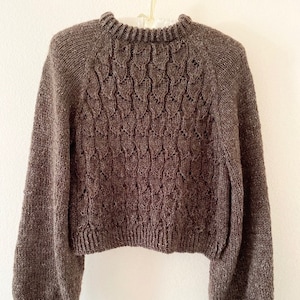 Knitting Sweater Pattern, Knit Sweater Pattern, Knot The Melody, Pullover Pattern, Knitting Pattern, Sweater Pattern, Top-down